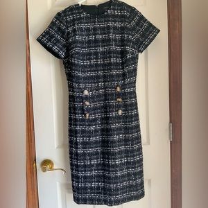 Ann Taylor Sheath Dress Size 0 Short Sleeve Knit